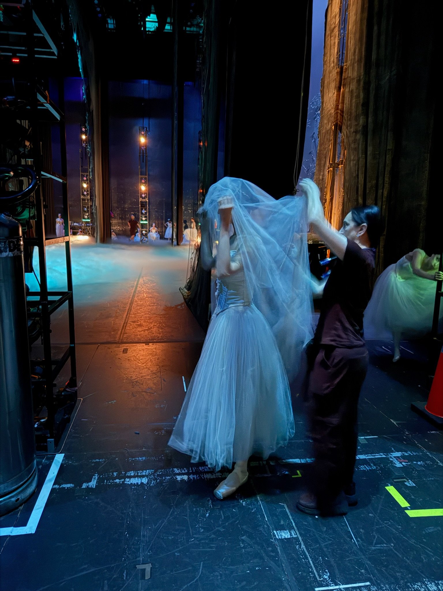 Giselle – Myrtha, Backstage